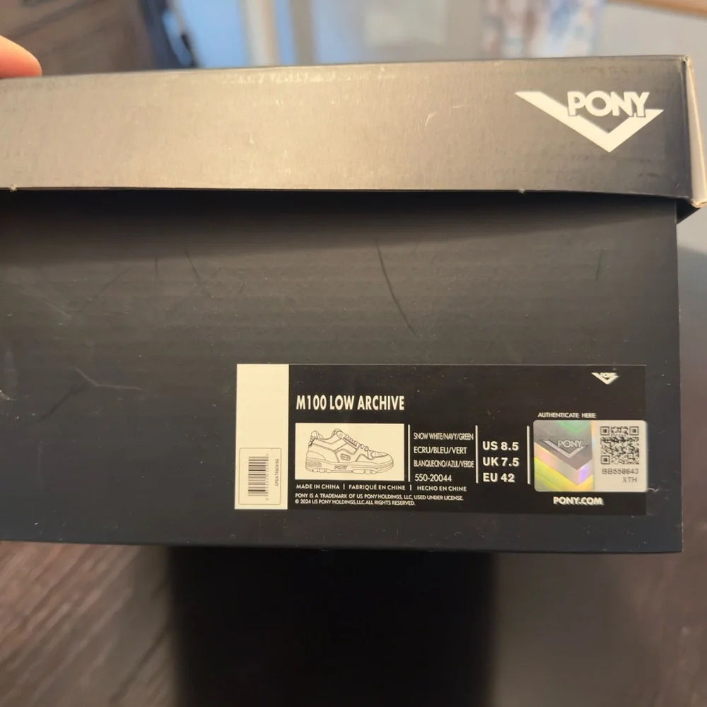 Pony Snow White/Navy Blue/Green M100 Low Archive Sneakers - Picture 8 of 8